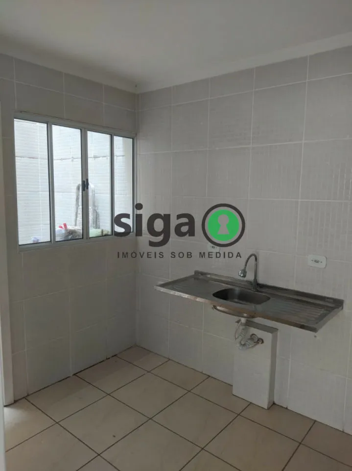 Imagem CASA DE CONDOMINIO COM 2 DORMITORIOS (1 SUITE) NO TABOAO DA SERRA (JARDIM MARIA ROSA)