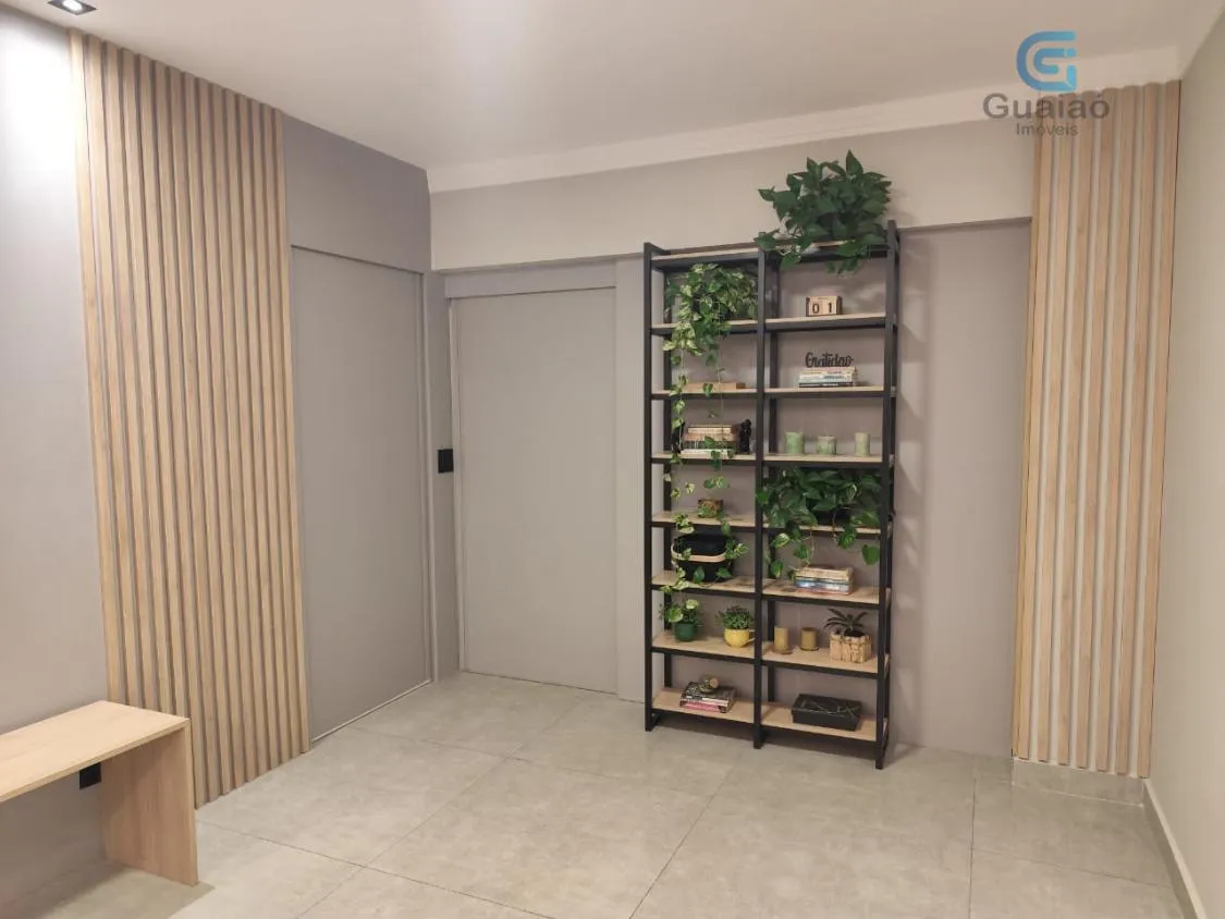 Imagem Vendo Maravilhosa Cobertura Penthouse, 03 Dormitórios com Vista para a praia, 01 suíte, 03 Vagas de Garagem Paralelas, Home Office, Condomínio com Lazer Completo, Pompéia, Santos.