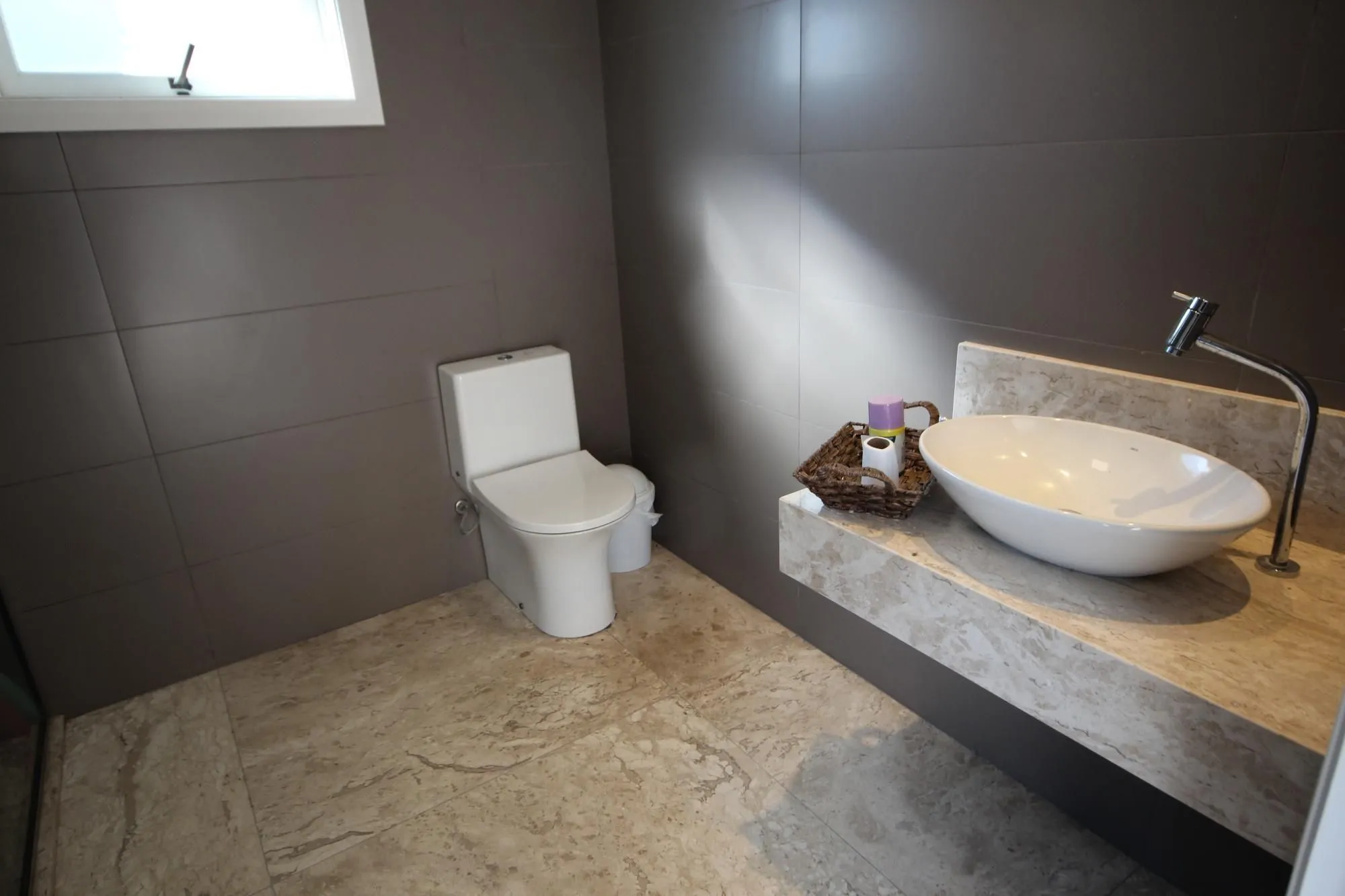 Imagem Casa Alto Padrão em Condomínio Fechado - 4 Suítes, Vista Panorâmica