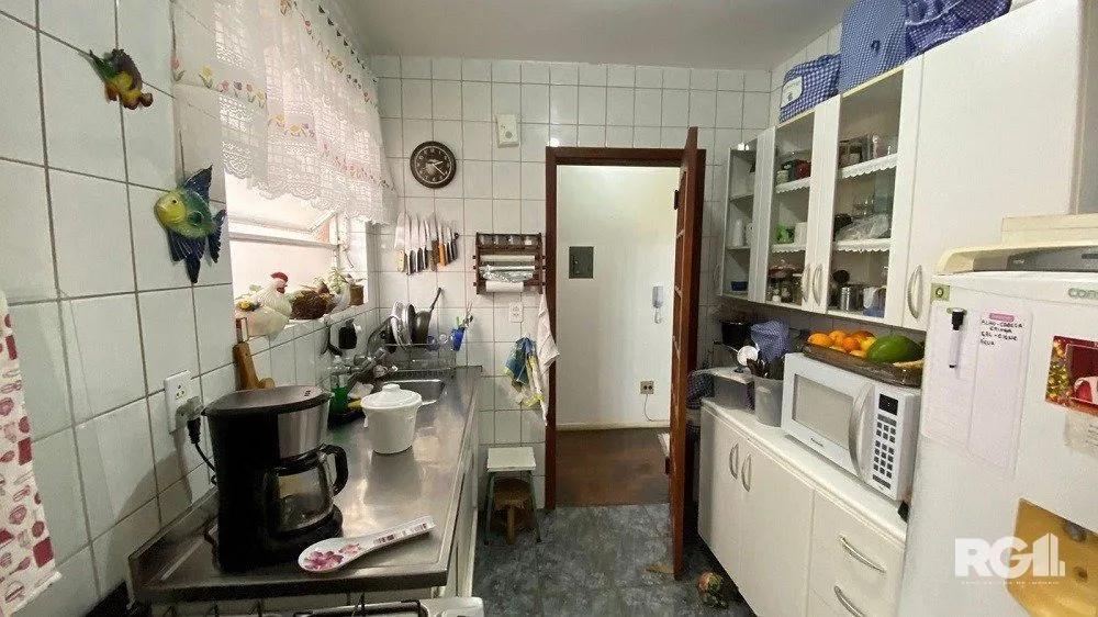 Imagem Apartamento à venda no Menino Deus, com 3 quartos (sendo 1 suíte), 3 banheiros, 1 vaga de garagem.- Cód. RP390226