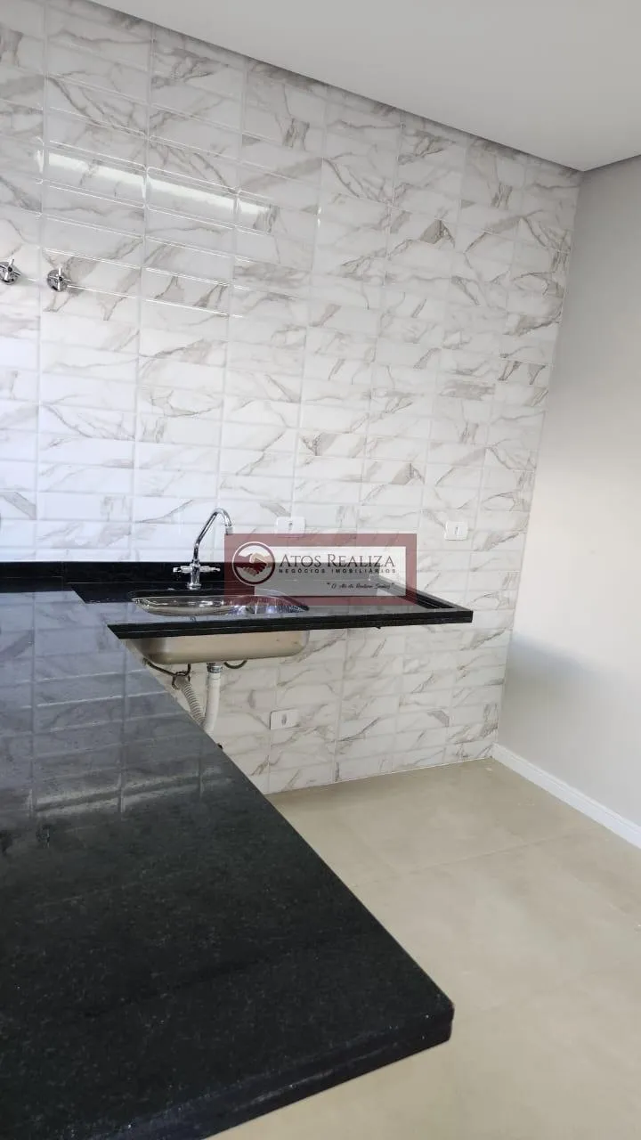 Imagem Sobrado à Venda na Vila São Pedro SP, 3 Dorms, Sendo Suítes, com 110m², R$740mil. OPORTUNIDADE.