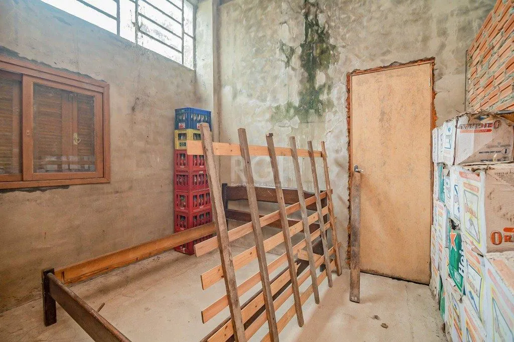 Imagem Predio para Venda - 74m², 0 dormitórios, Partenon