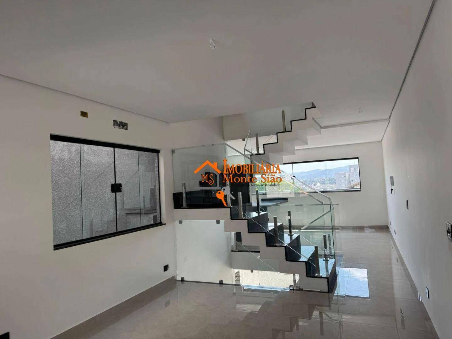 Imagem Sobrado com 3 dormitórios à venda, 210 m² por R$ 1.380.000,00 - Jardim Vila Galvão - Guarulhos/SP