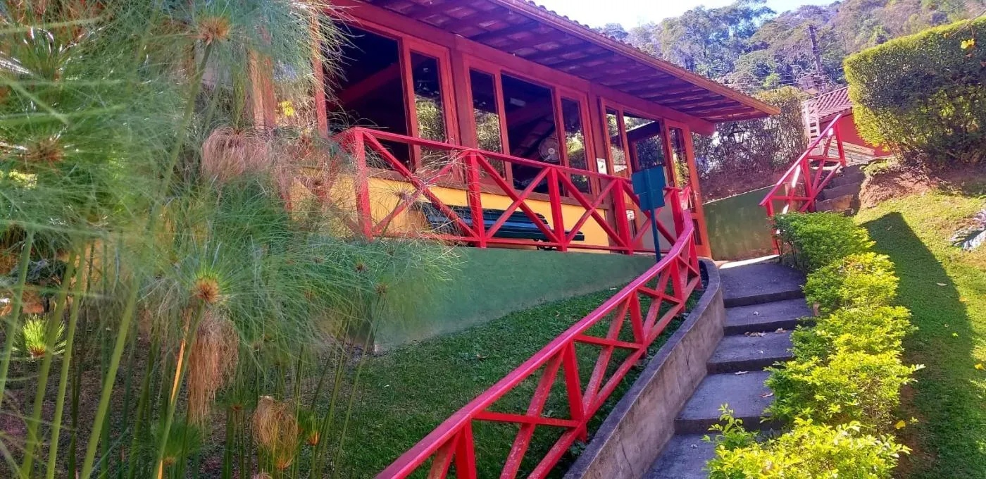 Imagem Terreno em Condomínio para Venda em Petrópolis / RJ no bairro Itaipava