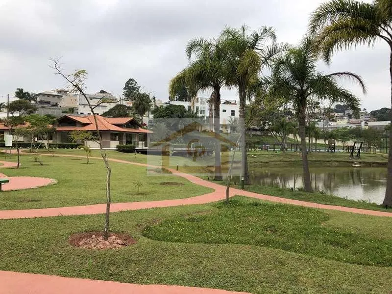 Imagem Residencial faz encontro com o parque Cemucam!!! Terreno com 901 metros