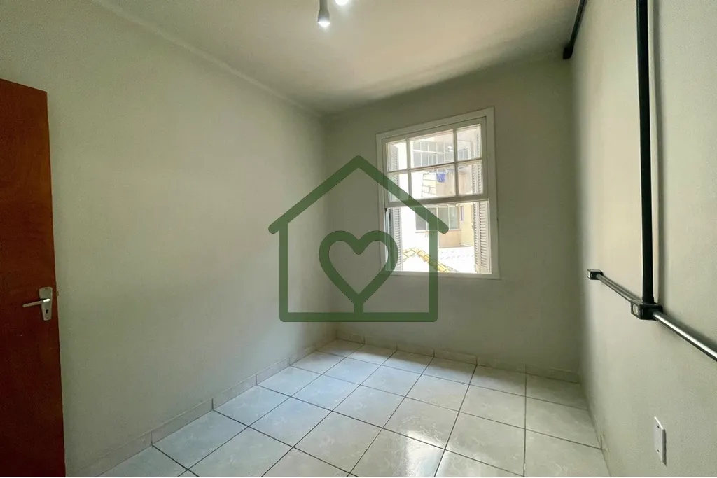 Imagem Localizado na parte alta da Rua Duque de Caxias, este apartamento de 48,71 m² e 2 dormitórios é p...