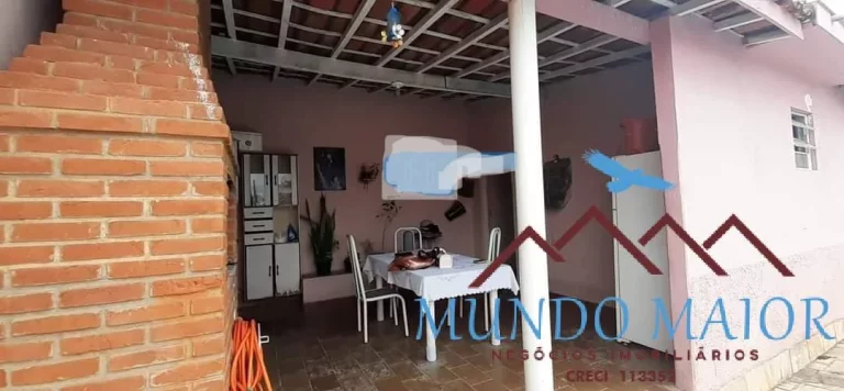 Imagem Casa t?(C)rrea Pirapora -300m2 - 2 dorms + edicula -Piscina - R$ 456.000.00 !