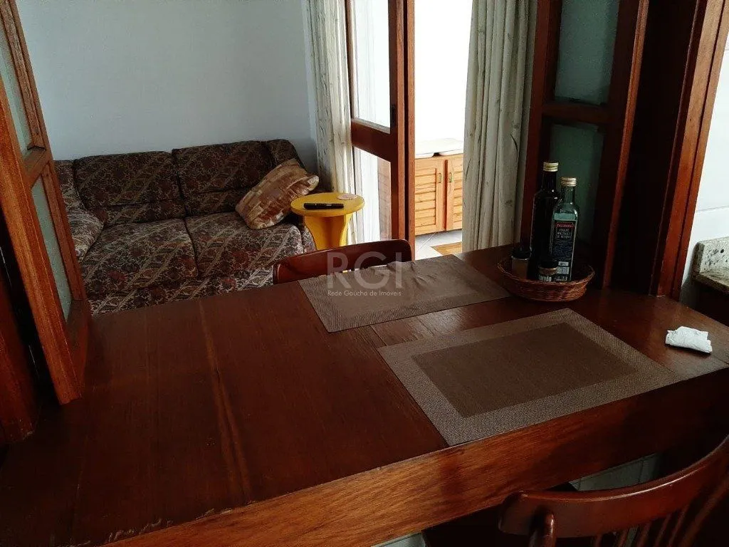 Imagem Casa Condominio para Venda - 129.58m², 3 dormitórios, sendo 1 suites, 4 vagas - Cavalhada