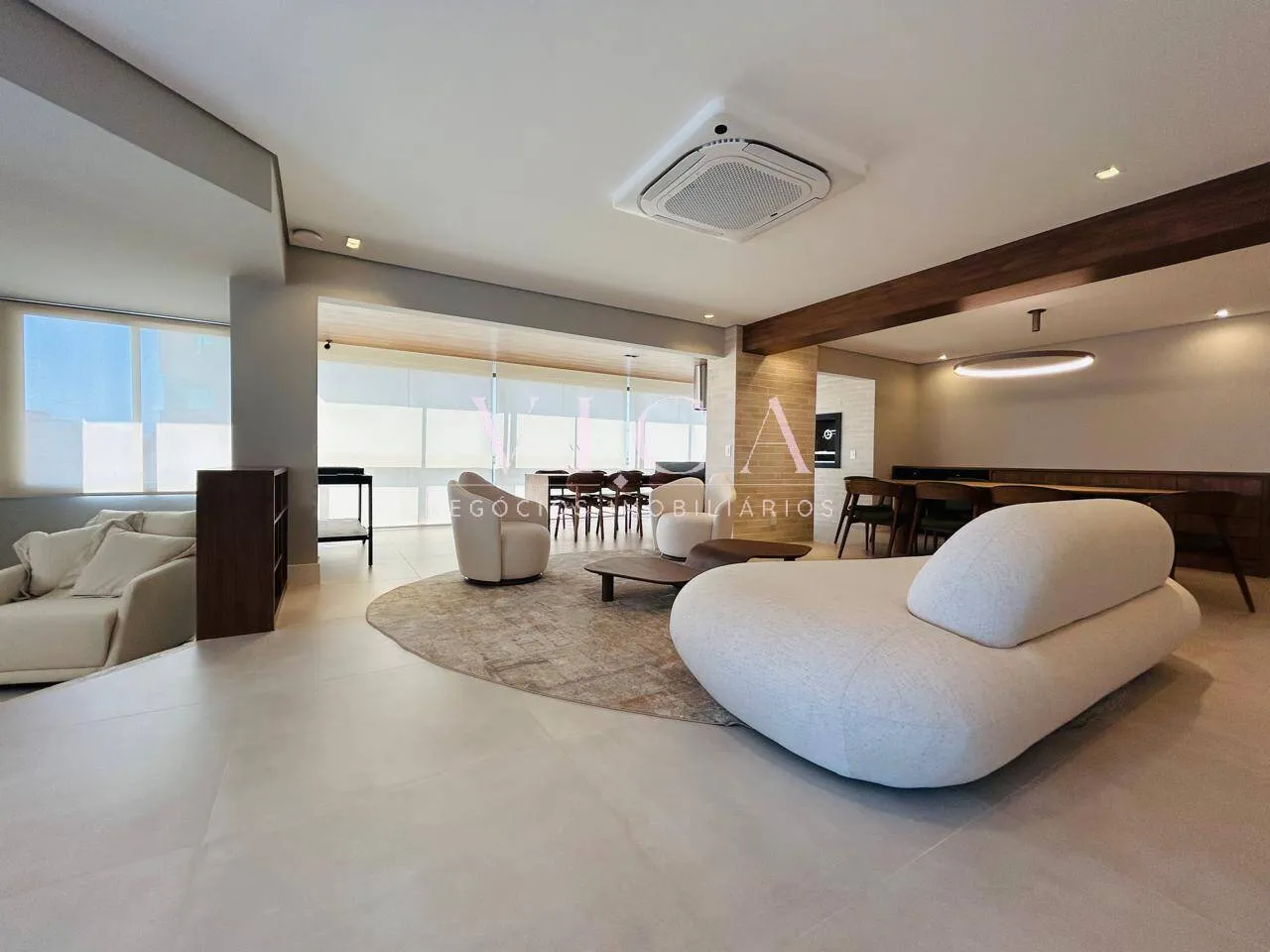 Imagem Apartamento mobiliado com 287 m² a venda por R$ 4.490.000 Alphaville/SP
