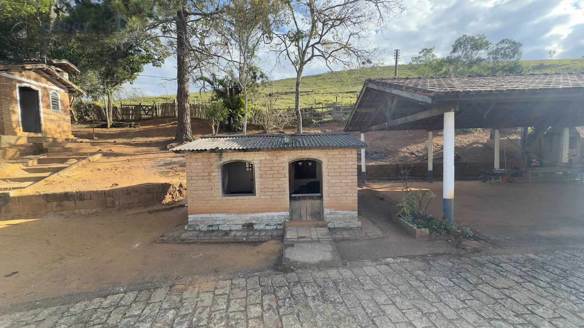 Imagem OPORTUNIDADE ÚNICA EM SÃO LUÍS DO PARAITINGA - ÁREA RURAL