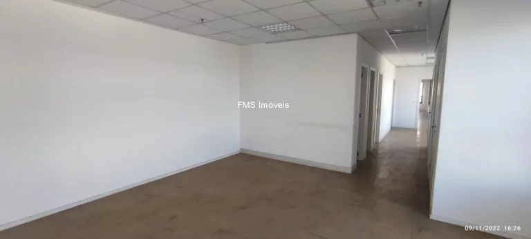 Imagem Prédio com 12.100m² em Barueri