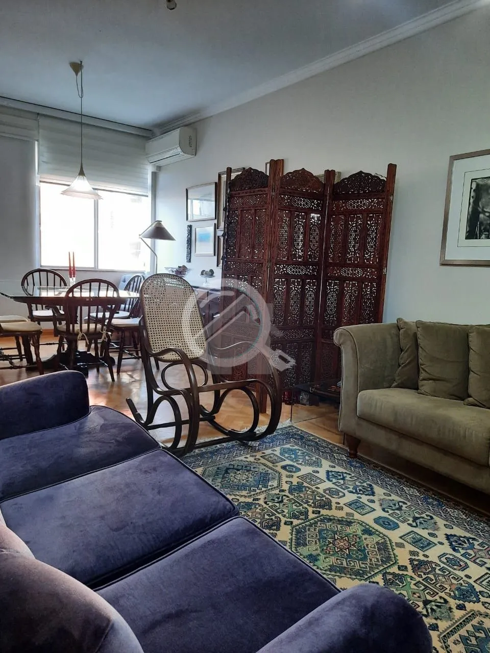Imagem Apartamento impecável, com móveis sob medida! Amplo living para 2 ambientes, janelas com vista. Ap...