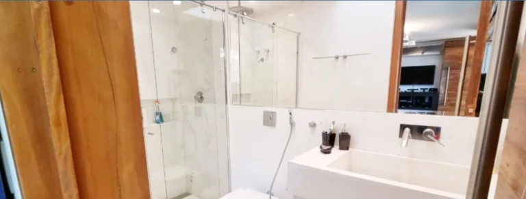 Imagem Casa Tríplex Vila Nova Conceição - 245M², 3 Dorms, 3 Suítes, 2 Vagas, Quadra, Lavanderia, Jardim, Split.