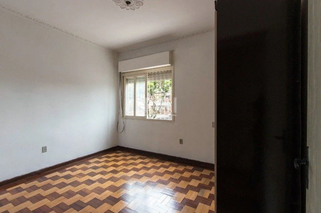 Imagem Apartamento para Venda - 101m², 3 dormitórios, 1 vaga - Menino Deus