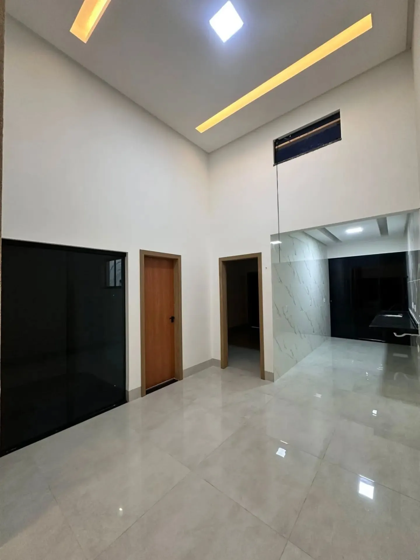 Imagem Casa 3/4 Sendo 1 Suite No Solar Bouganville