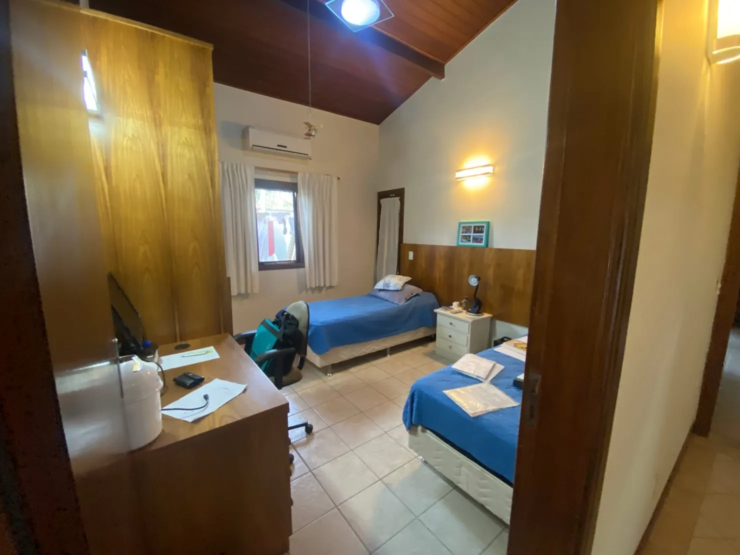 Imagem Casa à venda 3 Quartos, 1 Suite, 4 Vagas, 600M², Internacional Park, Guaratinguetá - SP
