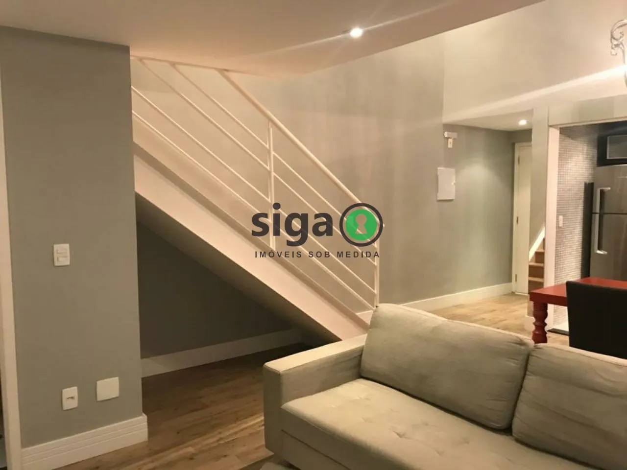 Imagem Duplex equipado e decorado com 100m2, 2 Suites , lavabo, cozinha planejada e 2 vagas