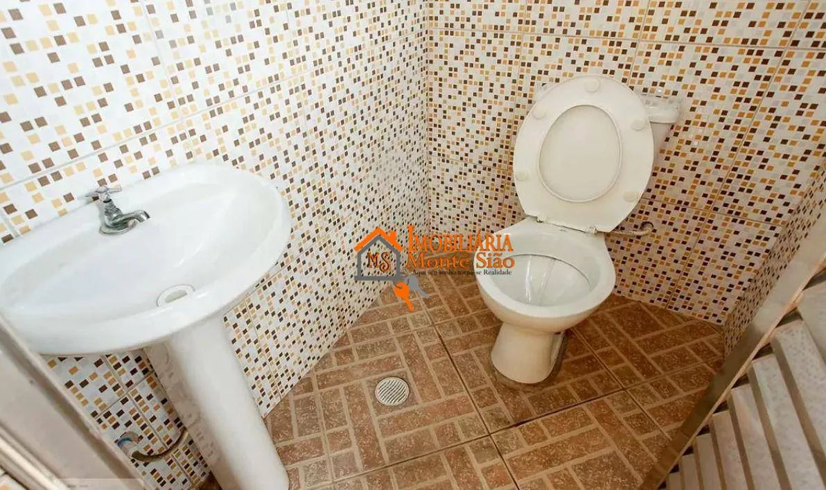 Imagem Sobrado com 3 dormitórios para alugar, 300 m² por R$ 6.272,00/mês - Macedo - Guarulhos/SP