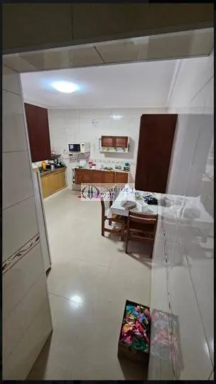 Imagem Apartamento com 3 dormitorios 1 suite 1 vaga na Guilhermina Praia Grande.