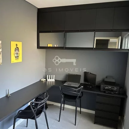 Imagem Casa à venda na Granja Viana – 3 suítes, espaço gourmet e 6 vagas !