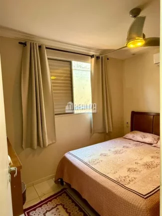 Imagem Casa de 3 dormitórios em condomínio nas Mercês - Uberaba