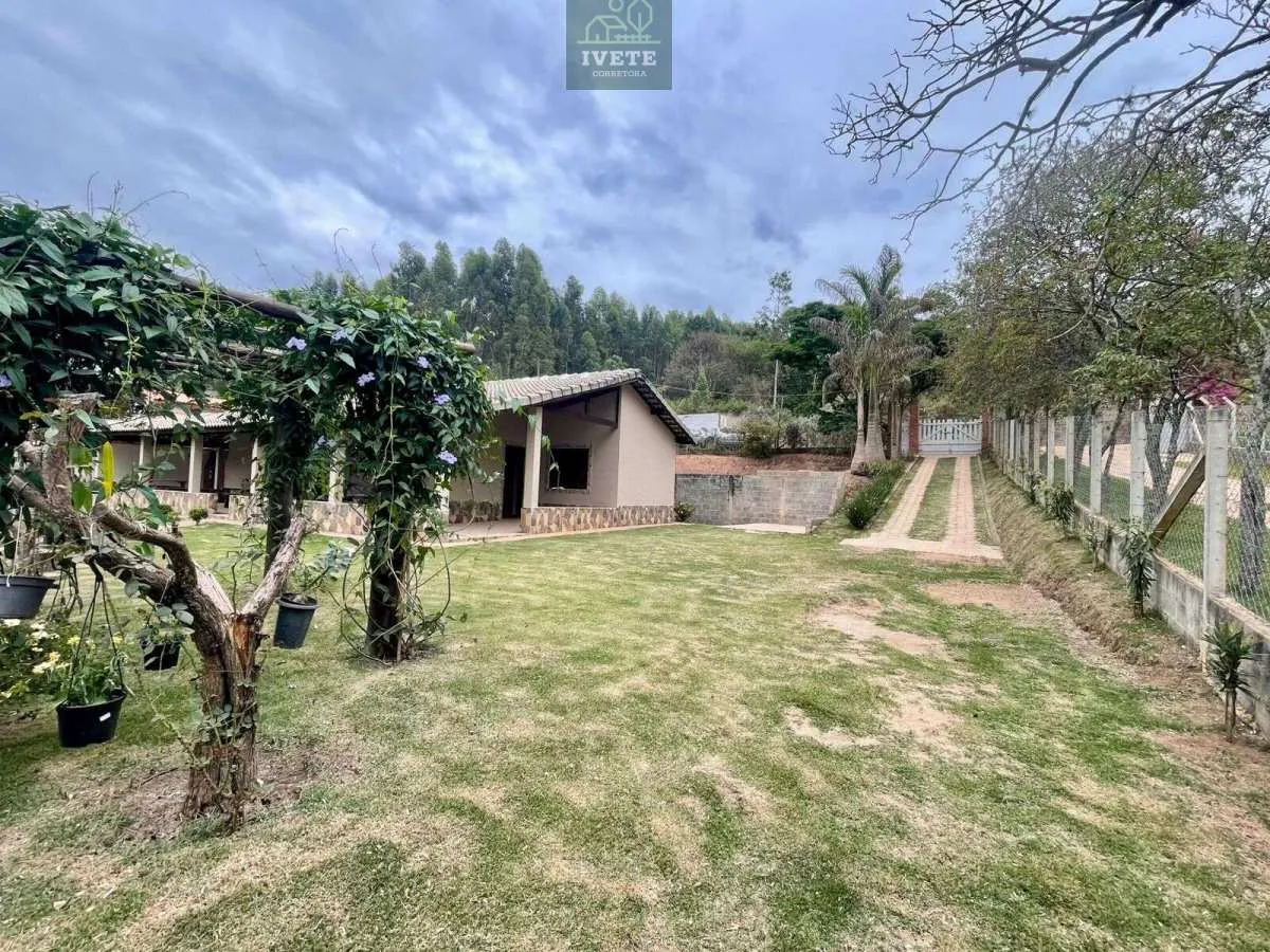 Imagem Linda Chácara à Venda em Pedra Bela/SP - Bairro Córrego Raso