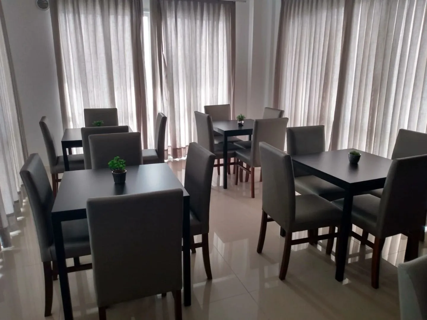 Imagem Apartamento Novo em Palhoça - 77m², 2 Dormitórios, Sacada com Churrasqueira e Lazer Completo