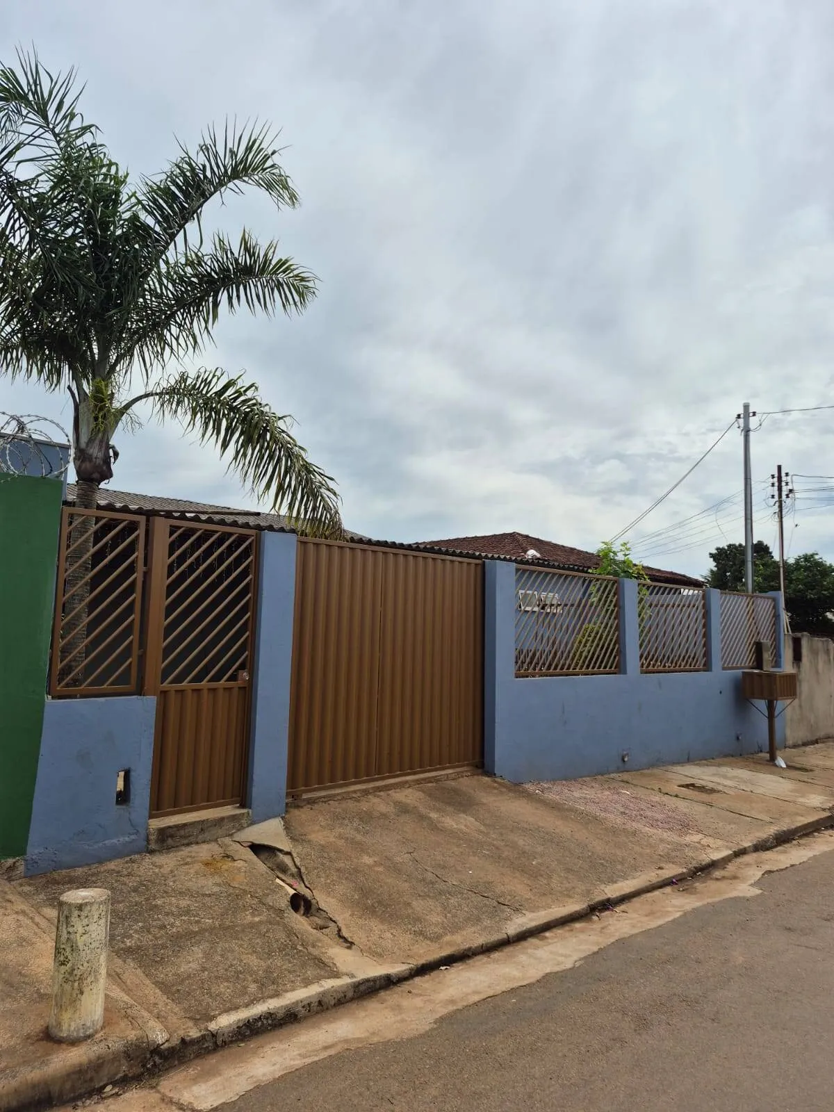 Foto do imóvel CASA 3 QUARTOS EM CHAPADA DOS GUIMARÃES em rua 1