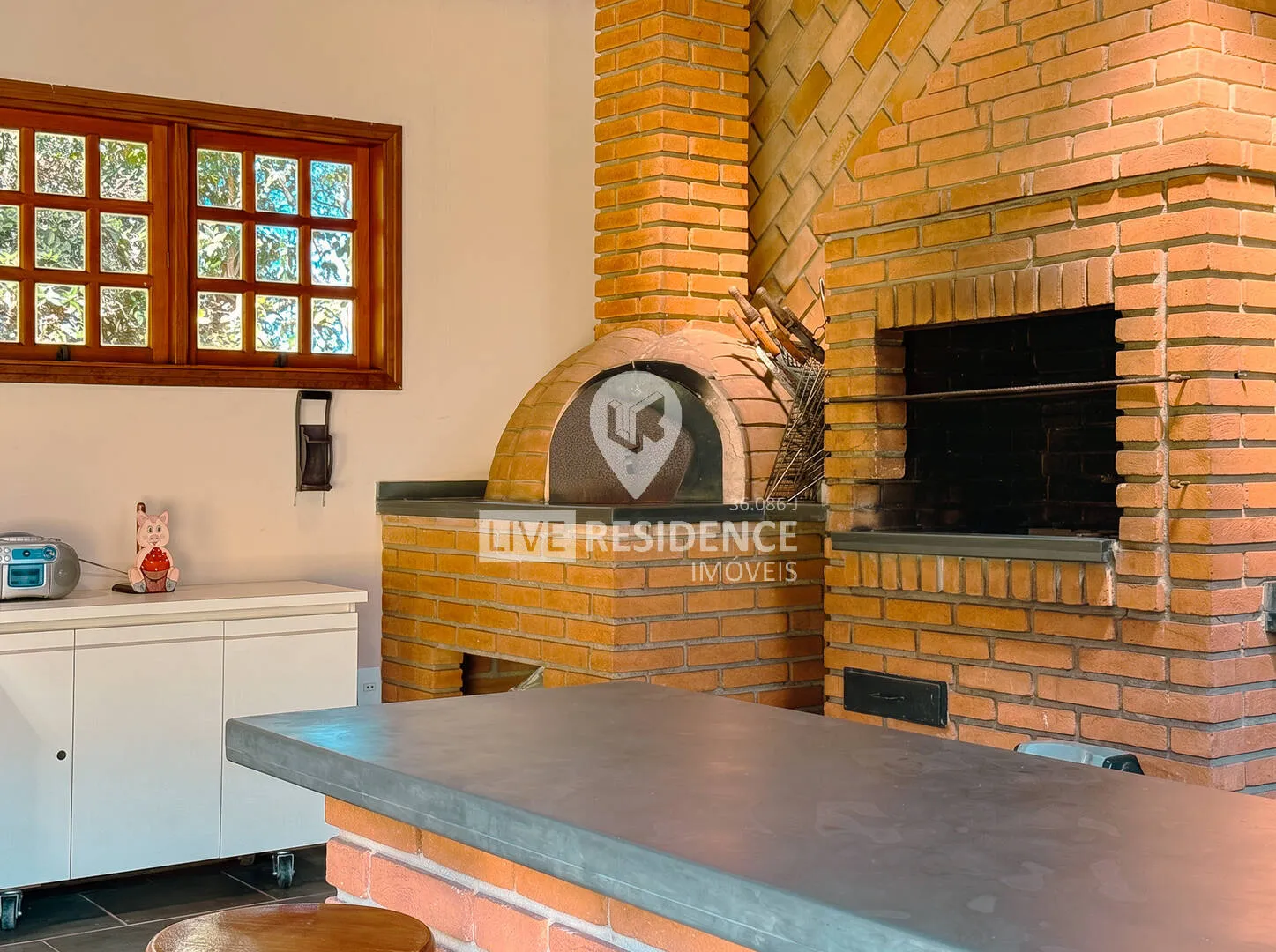 Imagem Chácara com espaço gourmet, churrasqueira e forno de pizza
