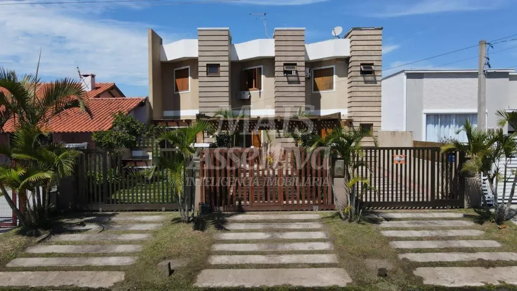 Imagem LINDO SOBRADO PARA VENDA EM IMBÉ BAIRRO CENTRO