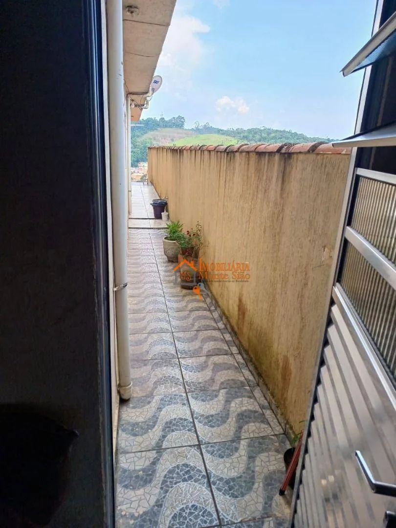 Foto do imóvel Sobrado com 3 dormitórios à venda, 170 m² por R$ 689.000,00 - Cidade Soberana - Guarulhos/SP
