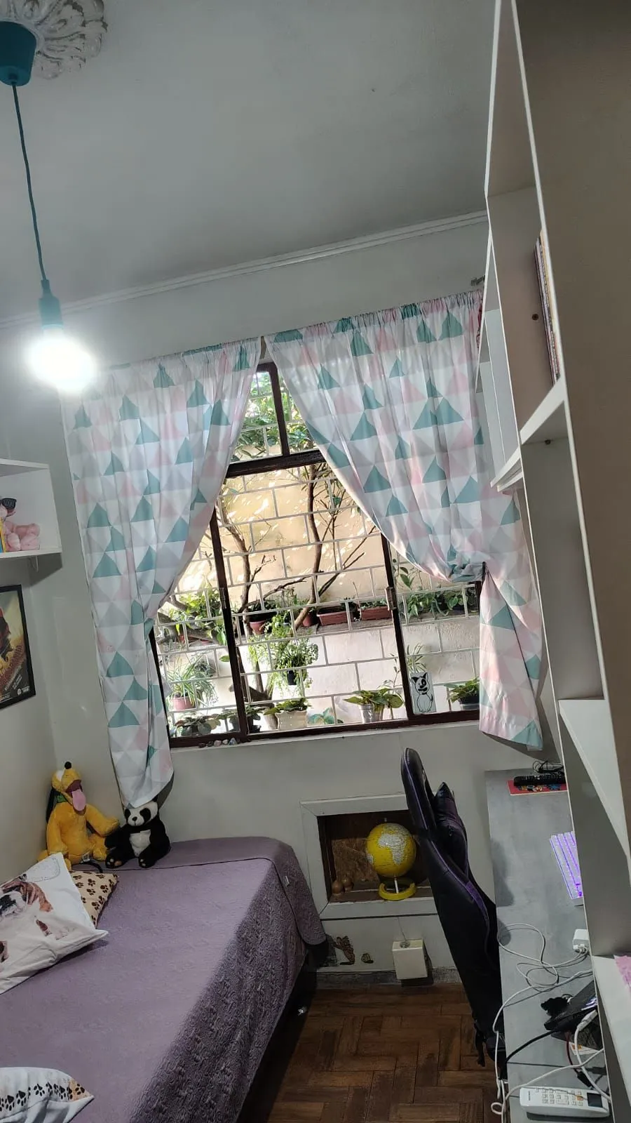 Imagem Casa térrea 3 dormitórios, 2 vagas cobertas as demais descobertas bairro cristal