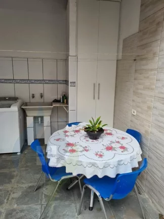 Imagem Casa de 2 dormitórios sendo 1 suíte, 2 banheiros, 1 vaga, com 136m² em Santa Paula, São Caetano do Sul