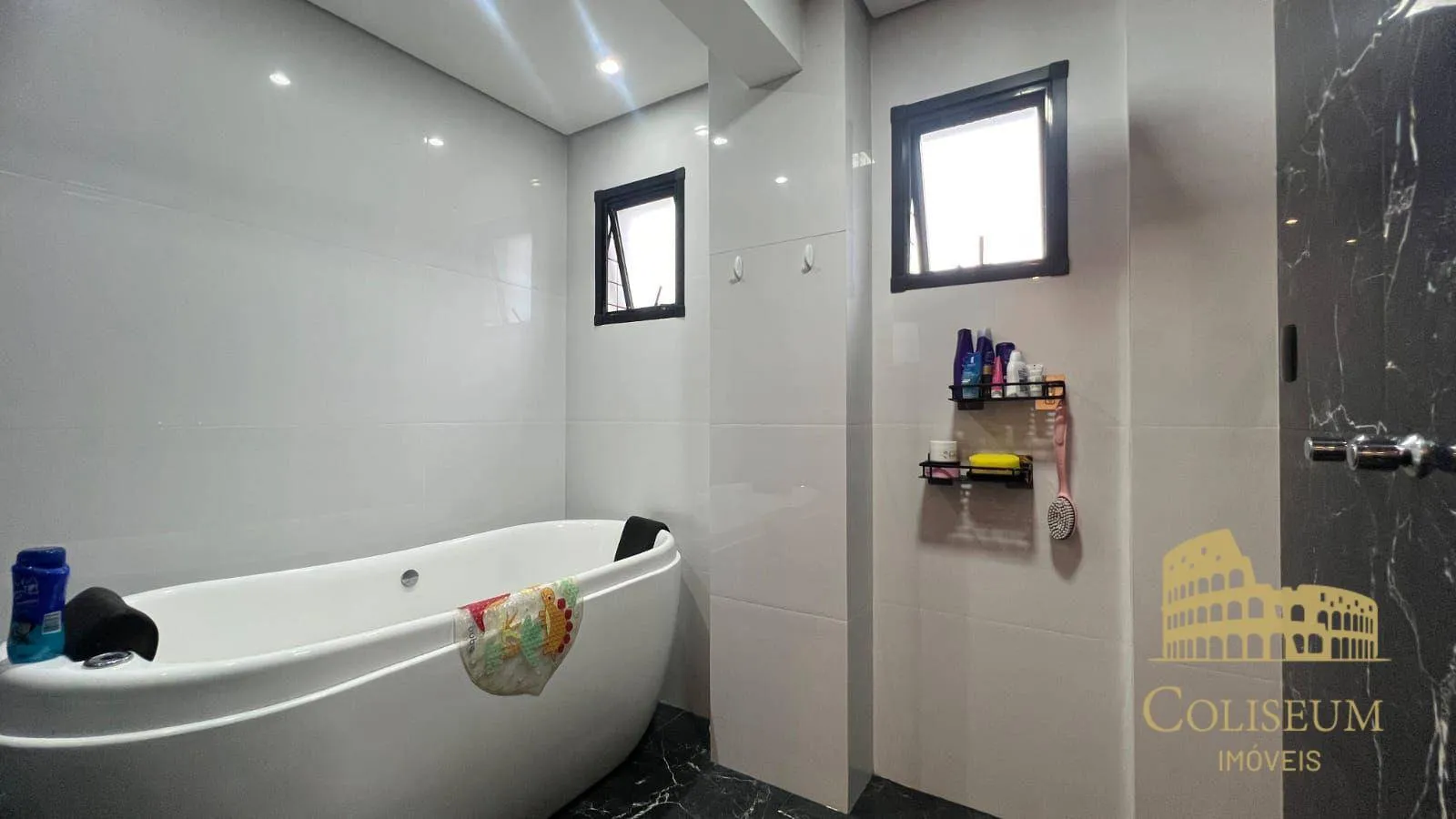 Imagem Cobertura com 3 dormitórios à venda, 257 m² por R$ 3.300.000,00 - Canto do Forte - Praia Grande/SP