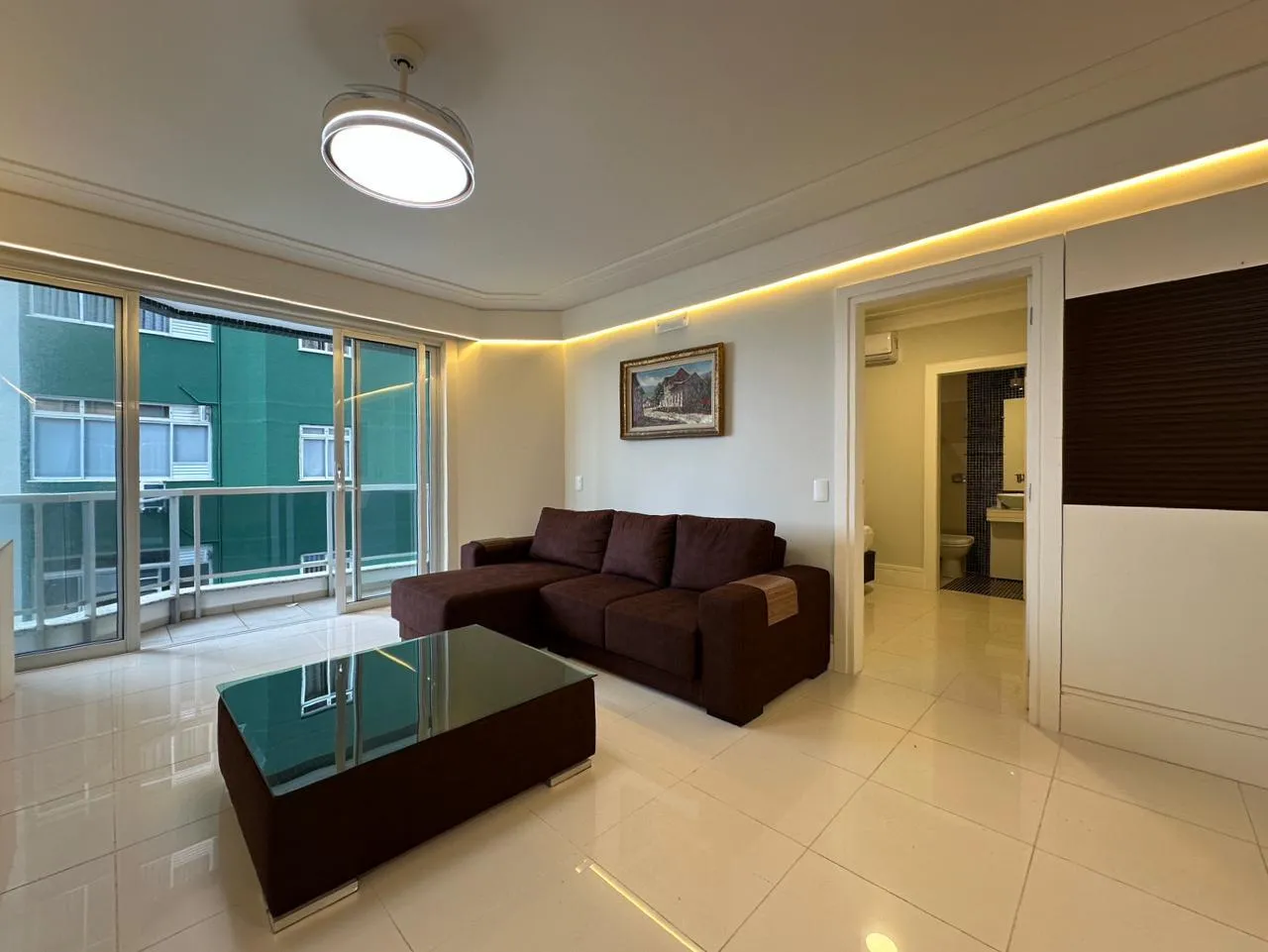 Imagem Apartamento com vista para o mar à venda com 1102m2 por R$ 2.590.000,00