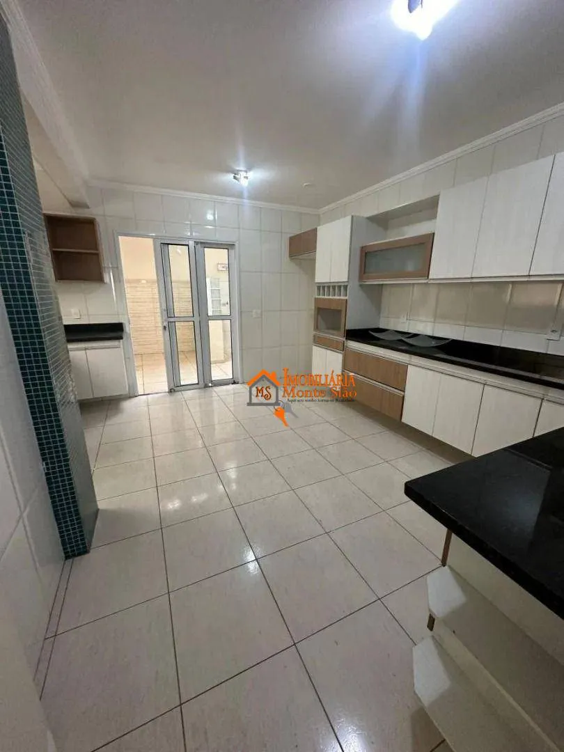 Imagem Casa com 3 dormitórios à venda, 210 m² por R$ 1.700.000,00 - Ponte Grande - Guarulhos/SP