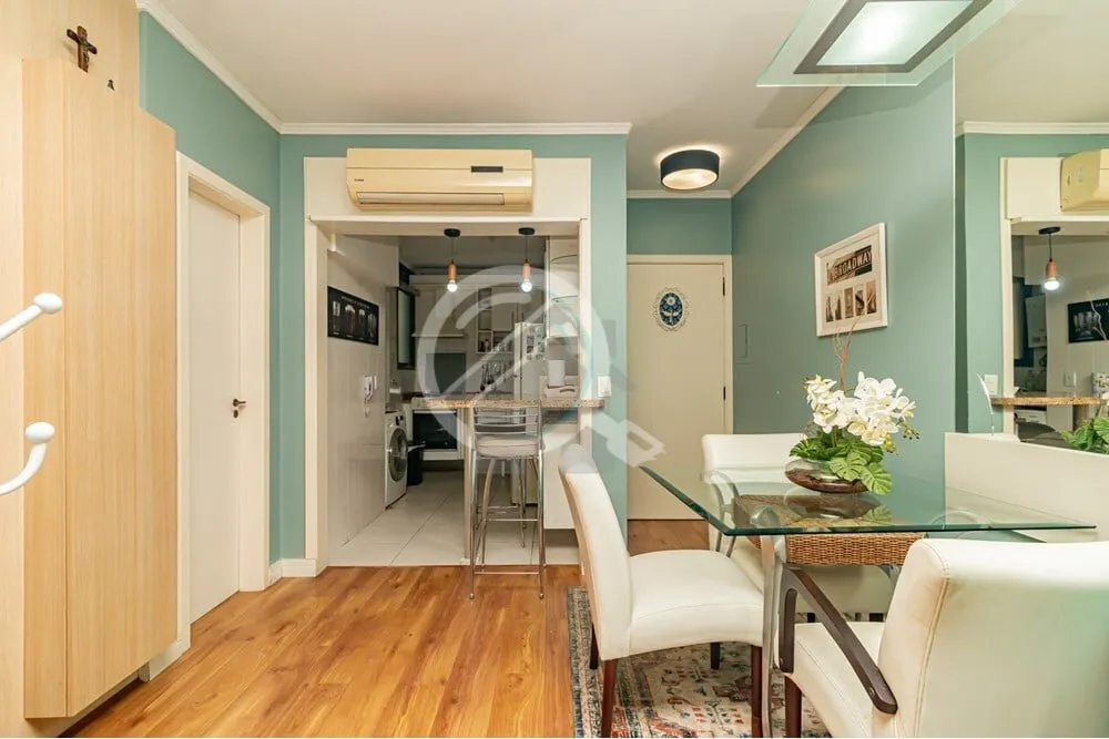 Imagem Excelente apartamento, totalmente mobiliado, decorado por arquiteto, estilo Loft com lareira, churra...