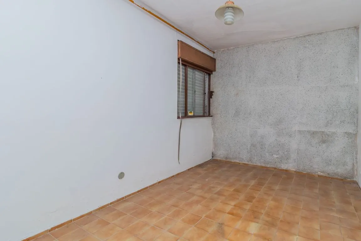 Imagem Casa de 4 dormitorios à venda Avenida Tramandaí, Ipanema - Porto Alegre
