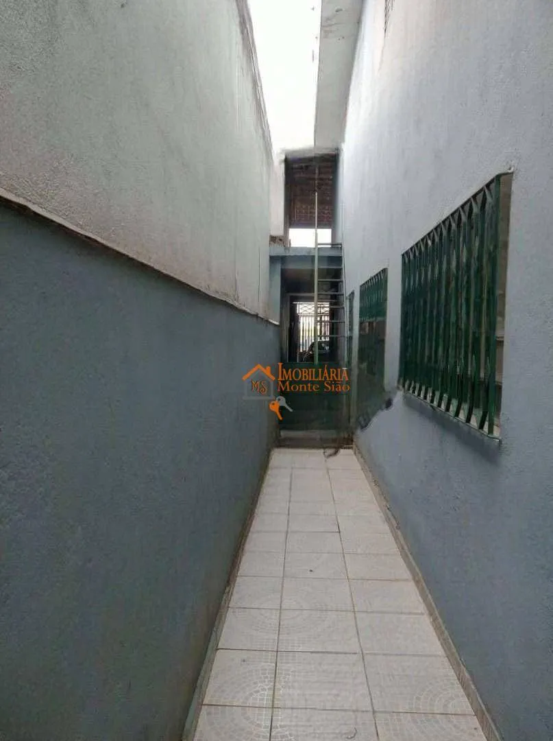 Imagem Sobrado com 3 dormitórios à venda, 195 m² por R$ 450.000,00 - Jardim Cumbica - Guarulhos/SP