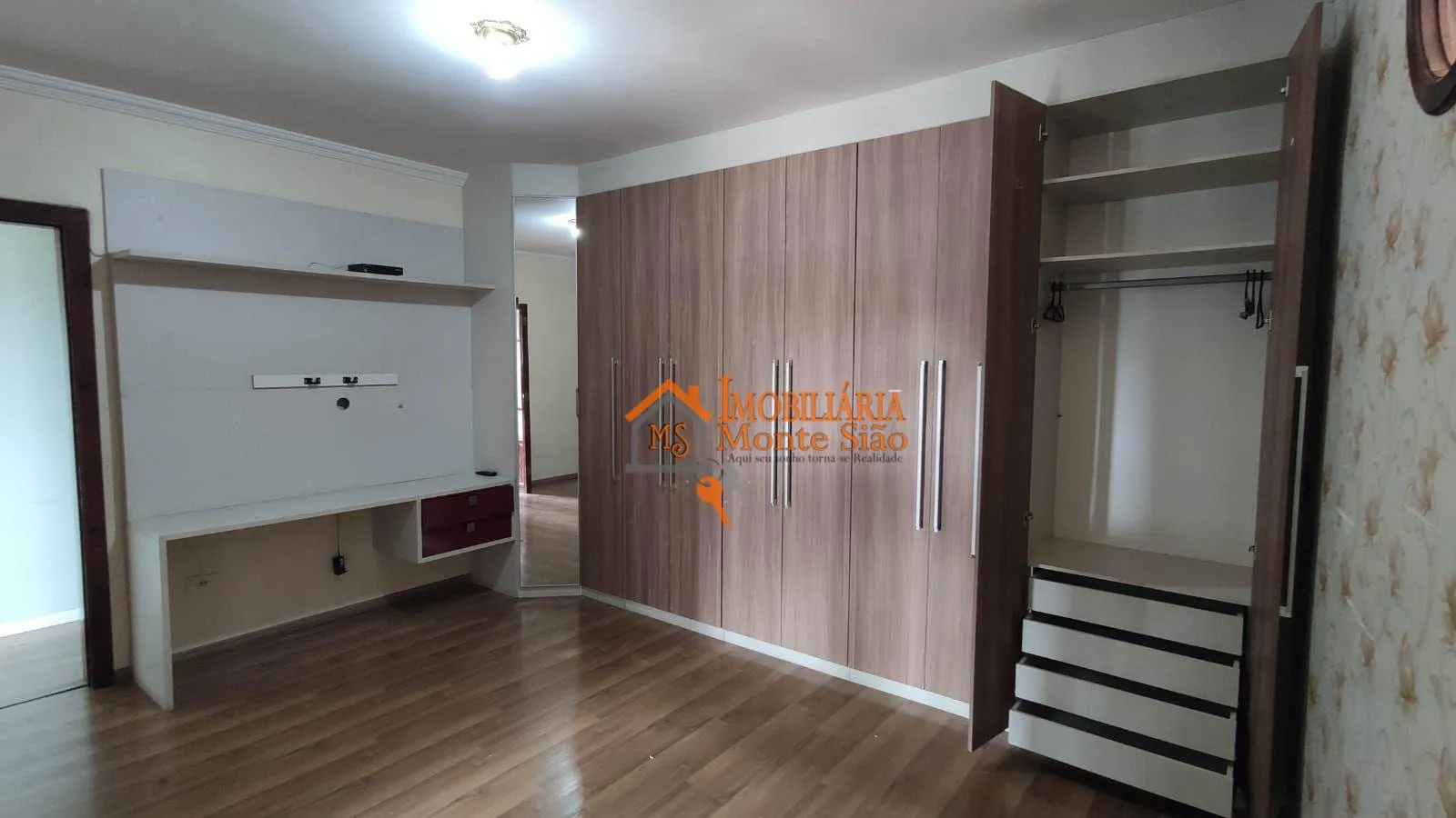 Imagem Sobrado com 3 dormitórios à venda, 150 m² por R$ 485.000,00 - Jardim São João - Guarulhos/SP