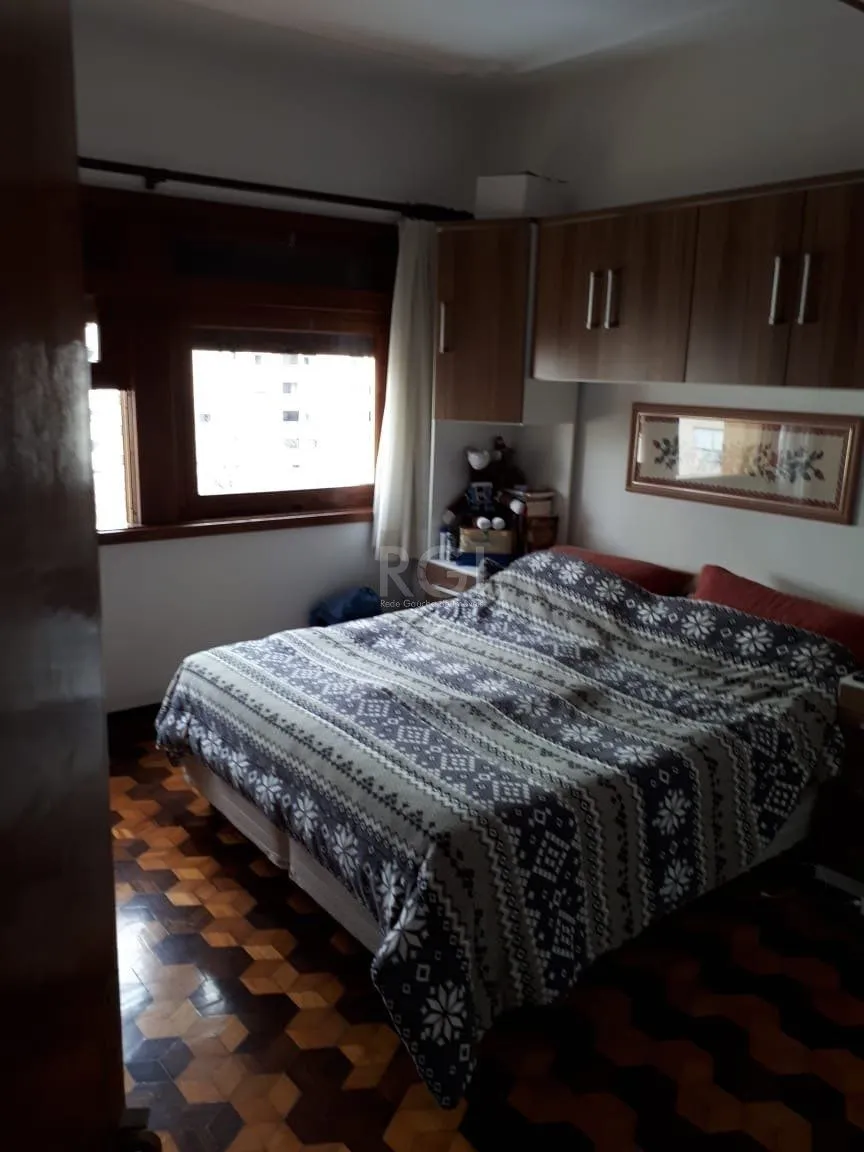 Imagem Apartamento para Venda - 145.56m², 3 dormitórios, 1 vaga - Cidade Baixa