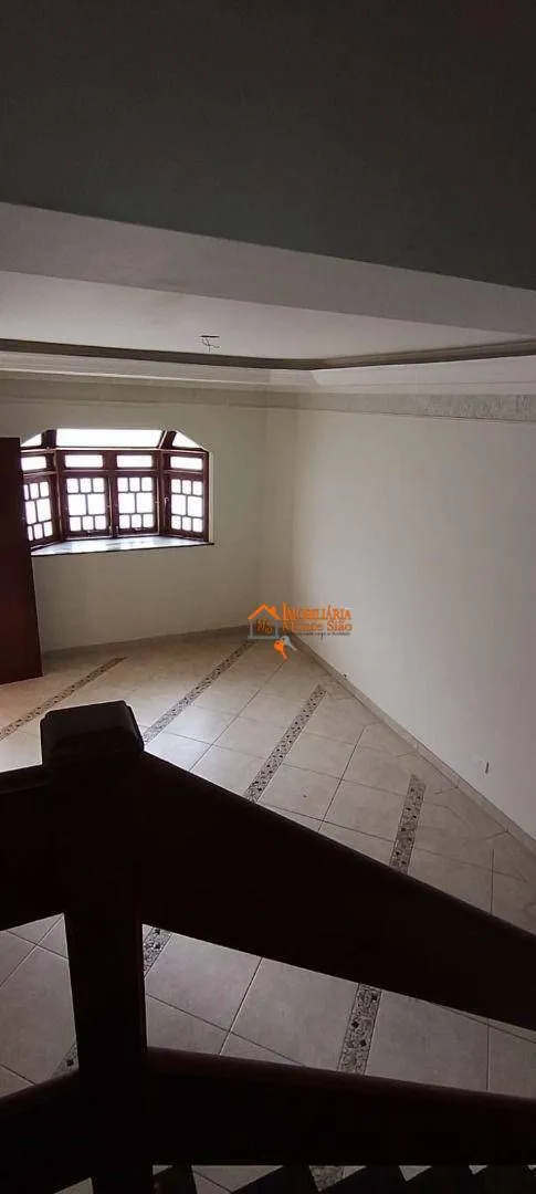 Imagem Sobrado com 4 dormitórios à venda, 160 m² por R$ 860.000,00 - Jardim Zaira - Guarulhos/SP