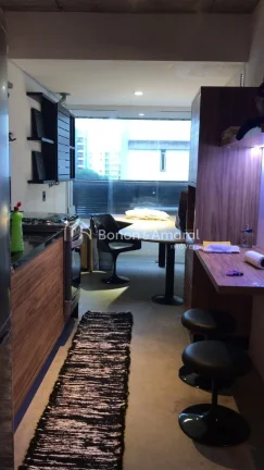 Imagem Apartamento à venda no Cambuí, em Campinas/SP. Possui um dormitório, banheiro, sala com ambientes...