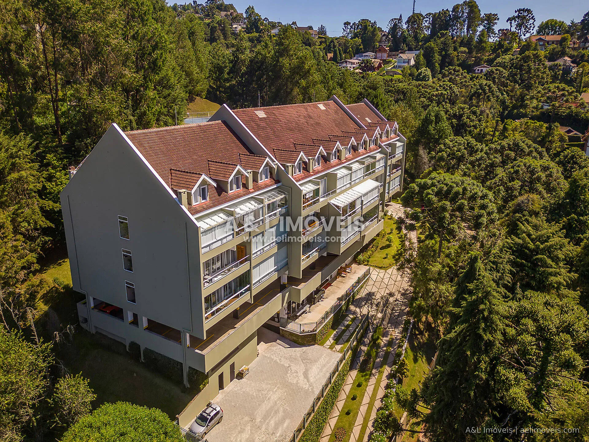 Imagem Apartamento duplex à venda em Campos do Jordão | 2 dormitórios | Capivari