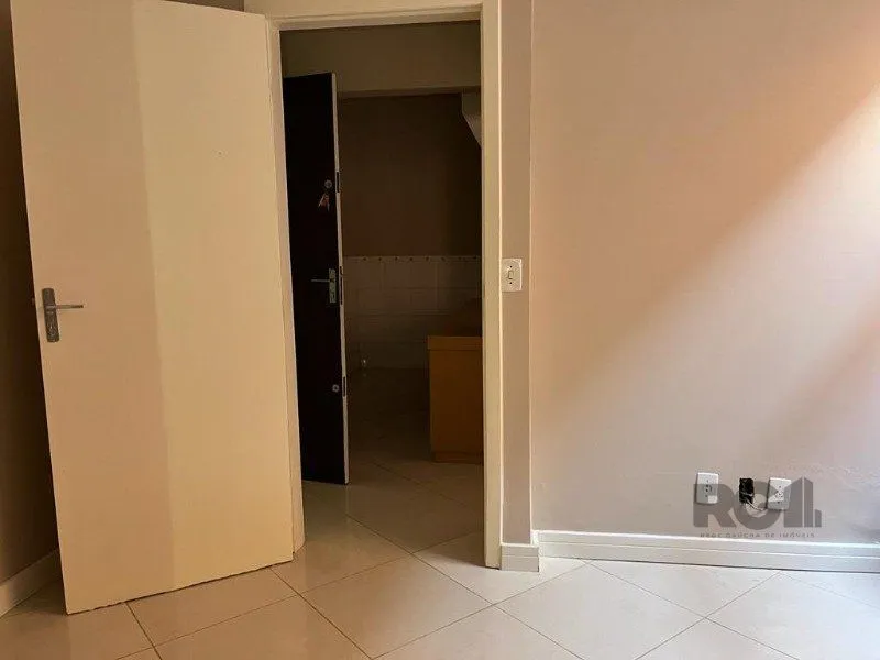 Imagem Apartamento para Venda - 57.4m², 2 dormitórios, Petrópolis