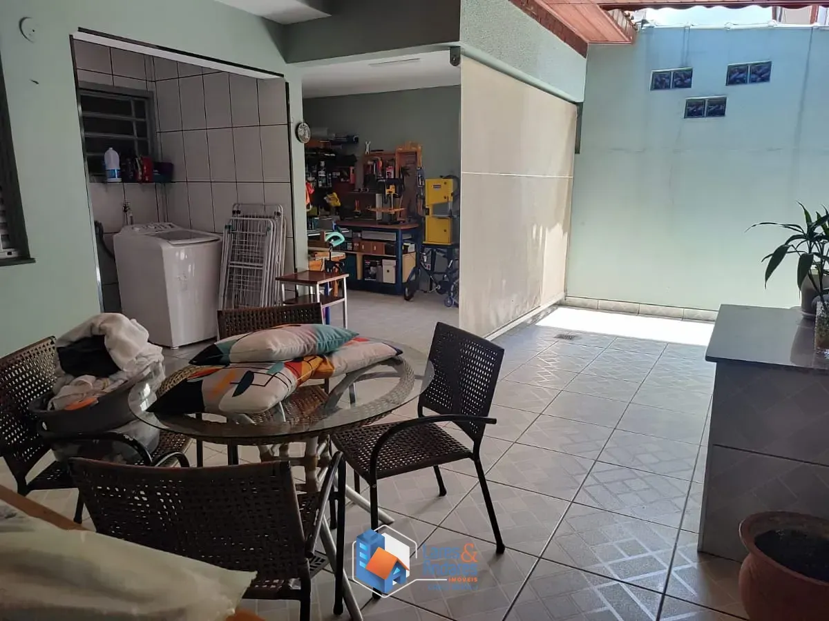 Imagem Sobrado para venda em Vila Jaguara com 4 quartos, sendo 1 suíte, 167m²