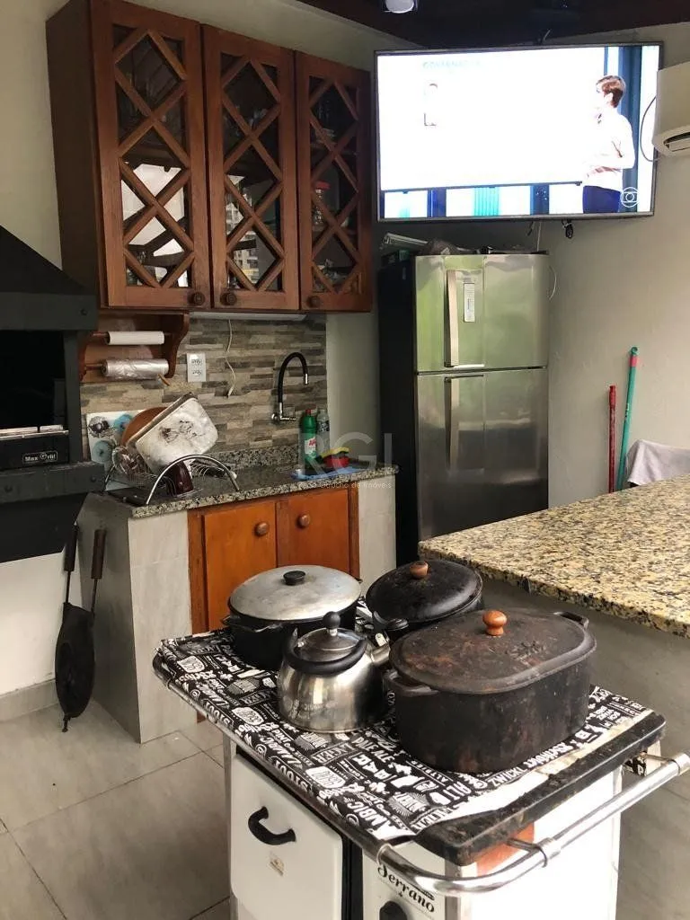 Imagem Cobertura para Venda - 100.94m², 3 dormitórios, sendo 1 suites, 2 vagas - Petrópolis