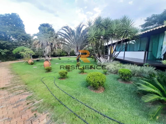 Imagem Maravilhoso Sítio em Condomínio fechado com lote de 5.000 m² !!
