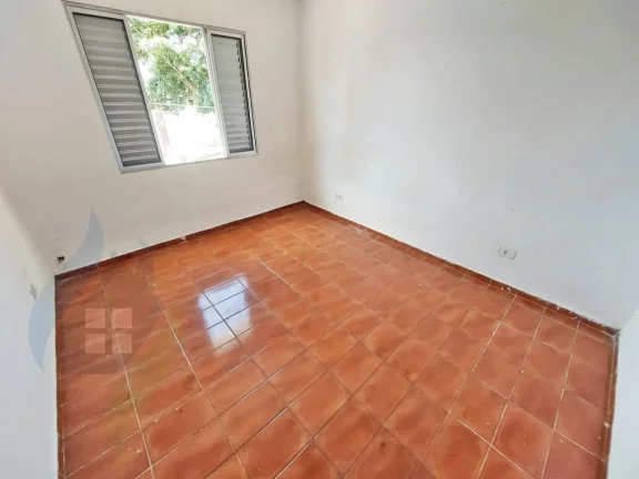 Imagem Casa de 2 dormitórios, 1 sala, 2 banheiros, 1 garagem, com 90m² em Rudge Ramos, São Bernardo do Campo