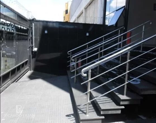Imagem "Oportunidade Única: Prédio Comercial de Prestígio com 950m², Ideal para Empresas de Importação e Negócios Internacionais!"